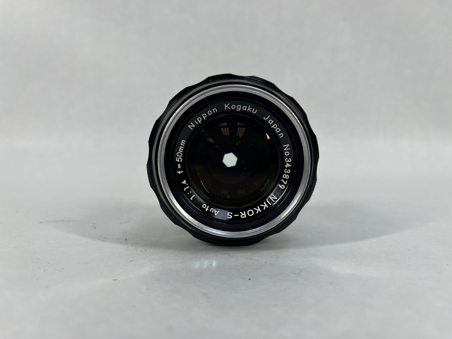 Nikon nIKKOR-AUTO 50mm f/2