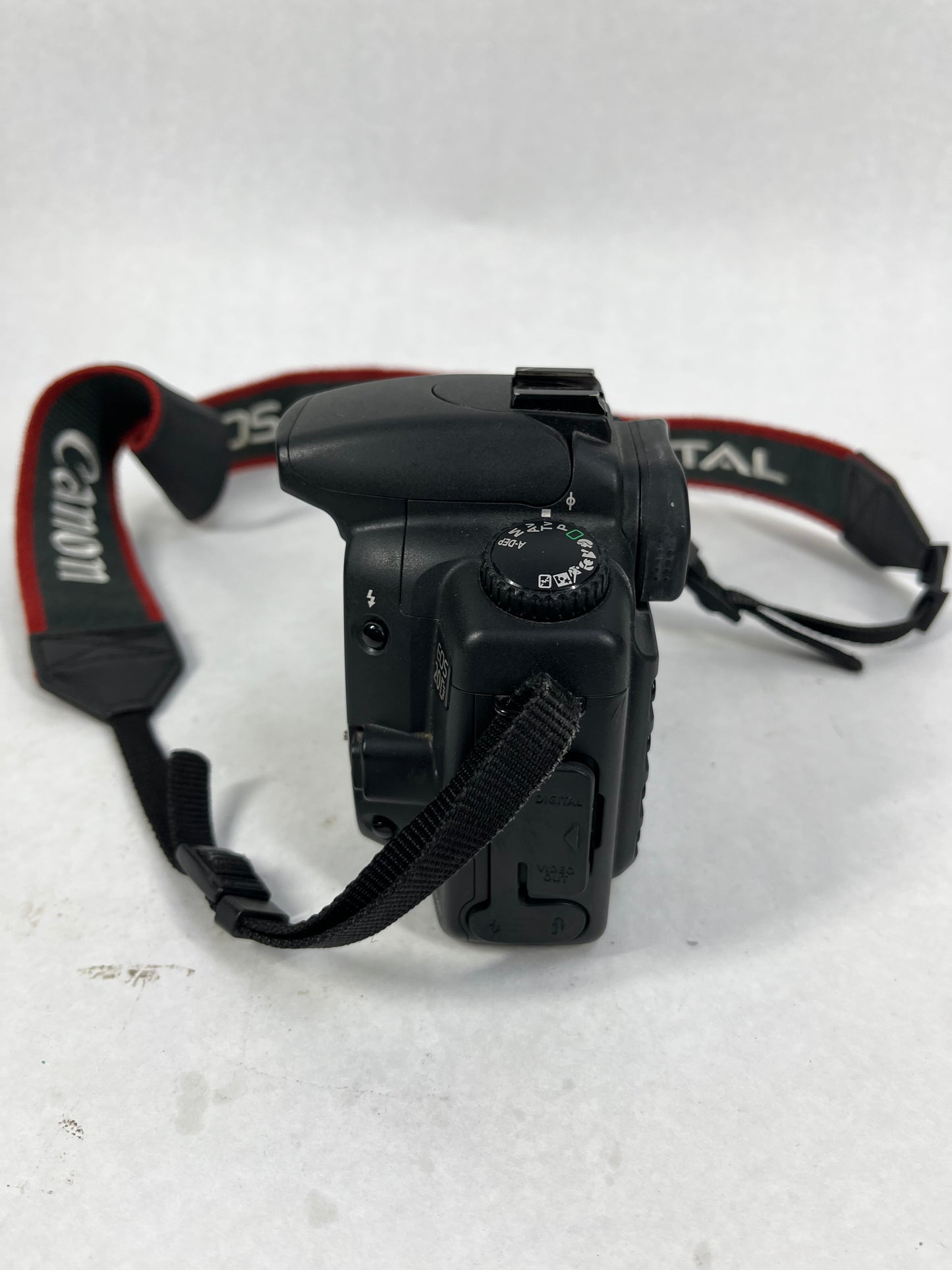 Canon EOS 20D 8.2MP Digital SLR