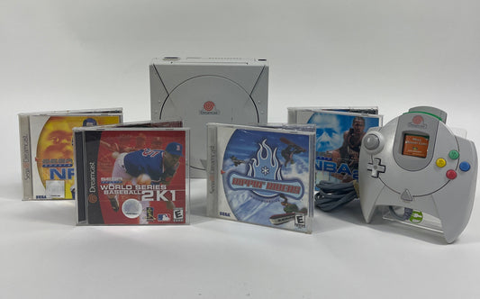 Sega Dreamcast Video Game System HKT-3020 with 4 Games!