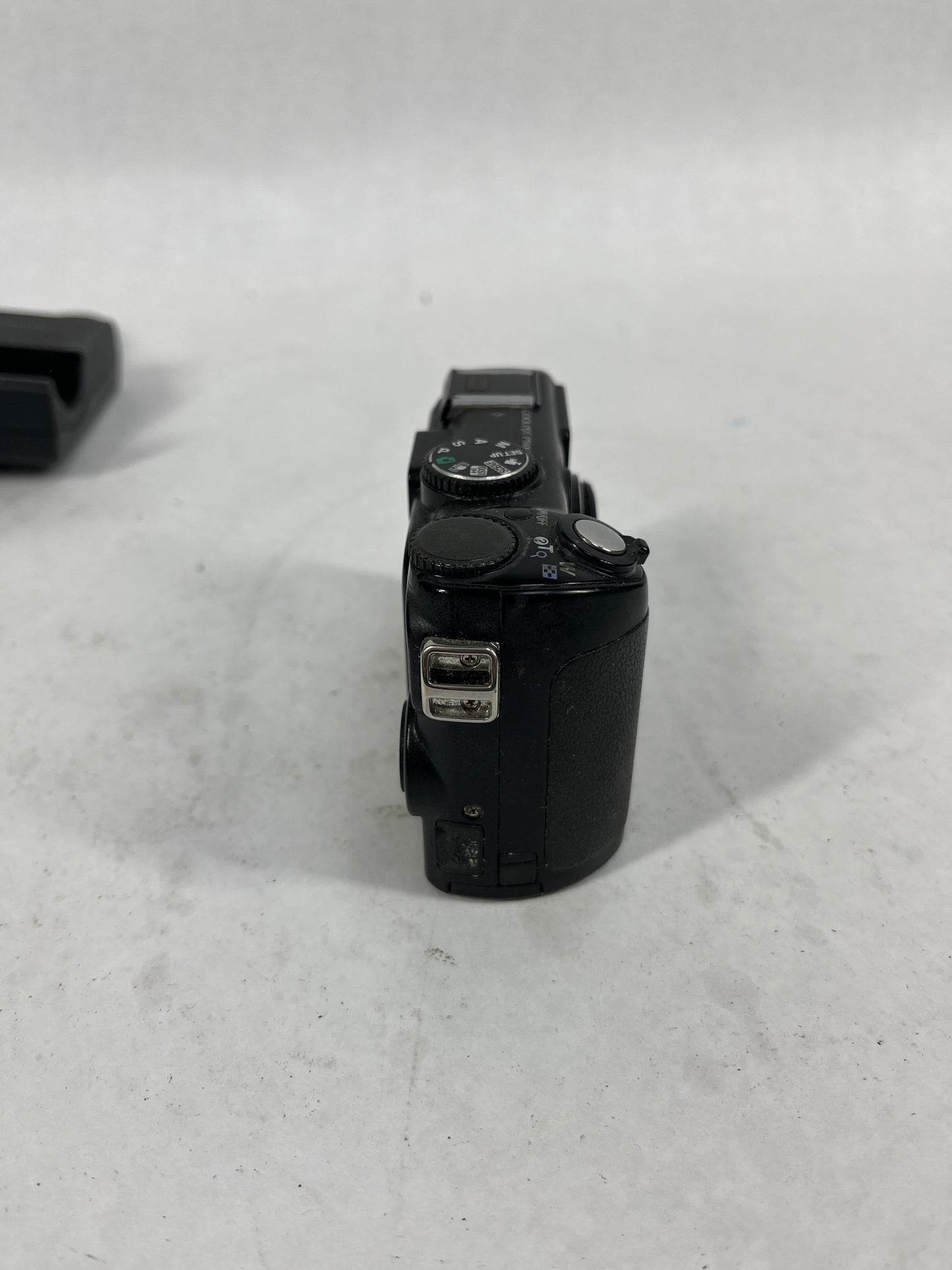 Nikon COOLPIX P5100 12.1MP Compact Camera Body and Battery Only