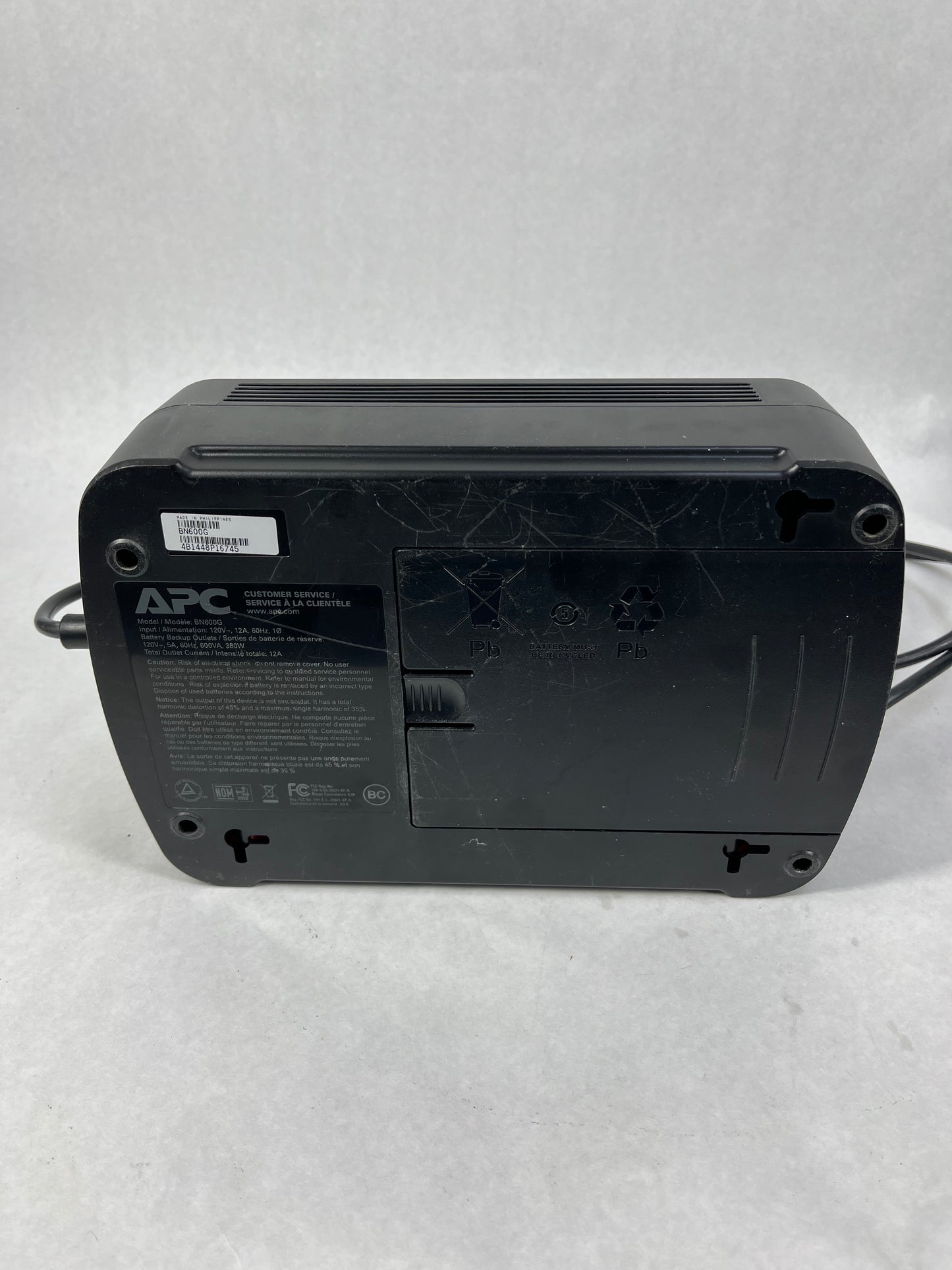 APC Back-UPS 600 Battery Backup BN600G