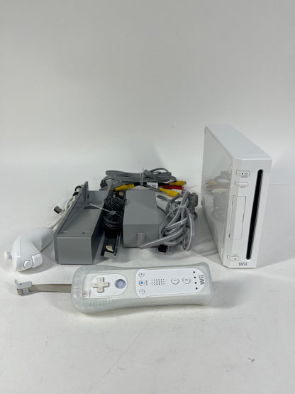 Nintendo Wii Video Game Console RVL-001 White