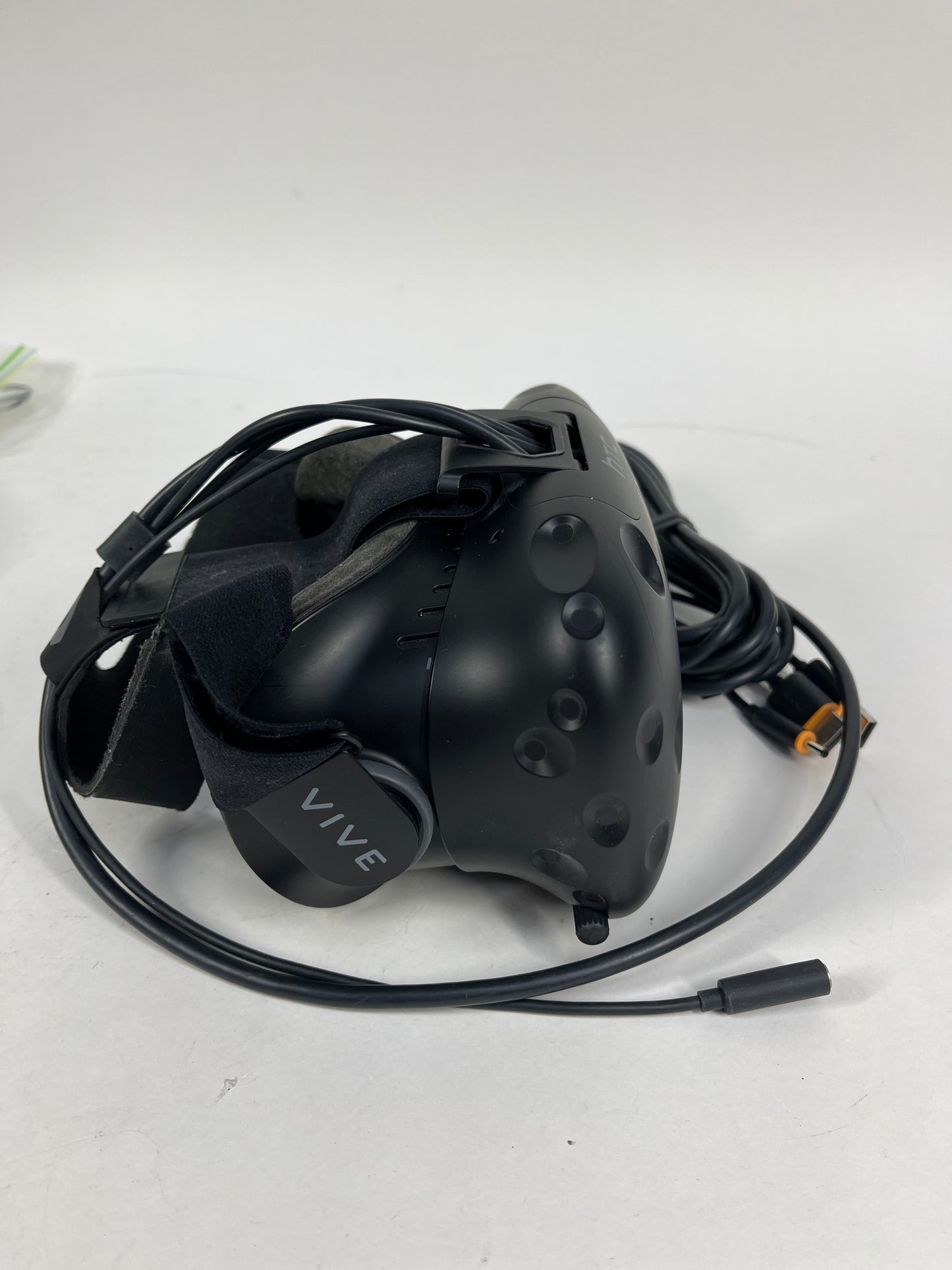 Vive HTC Virtual Reality Headset 99HALN002-00