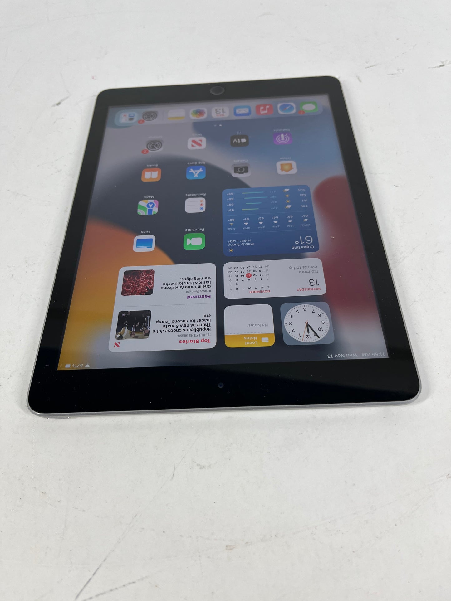 WiFi Only Apple iPad 5th Gen 32GB 15.1 Black MP2F2LL/A