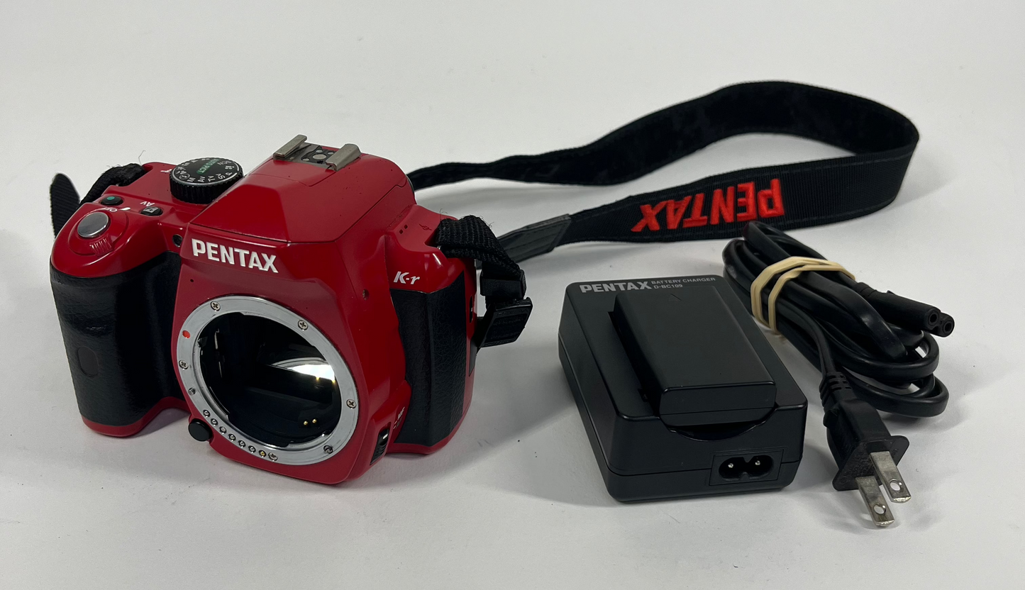 Pentax Red K-r 12.4 MP Digital SLR DSLR Camera 32342 Shutter Count body only