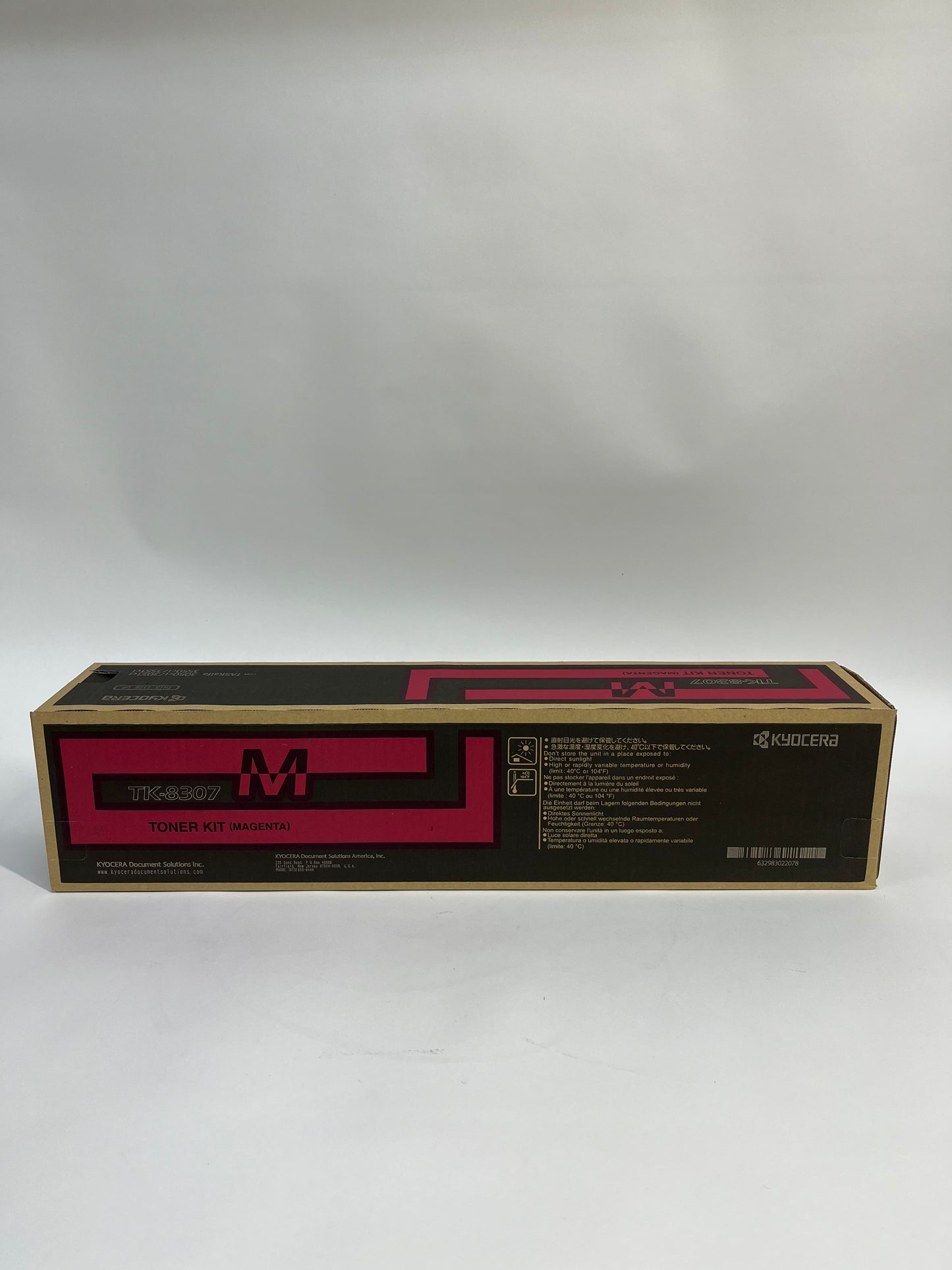 New Kyocera  TK8307M Magenta Toner Cartridge