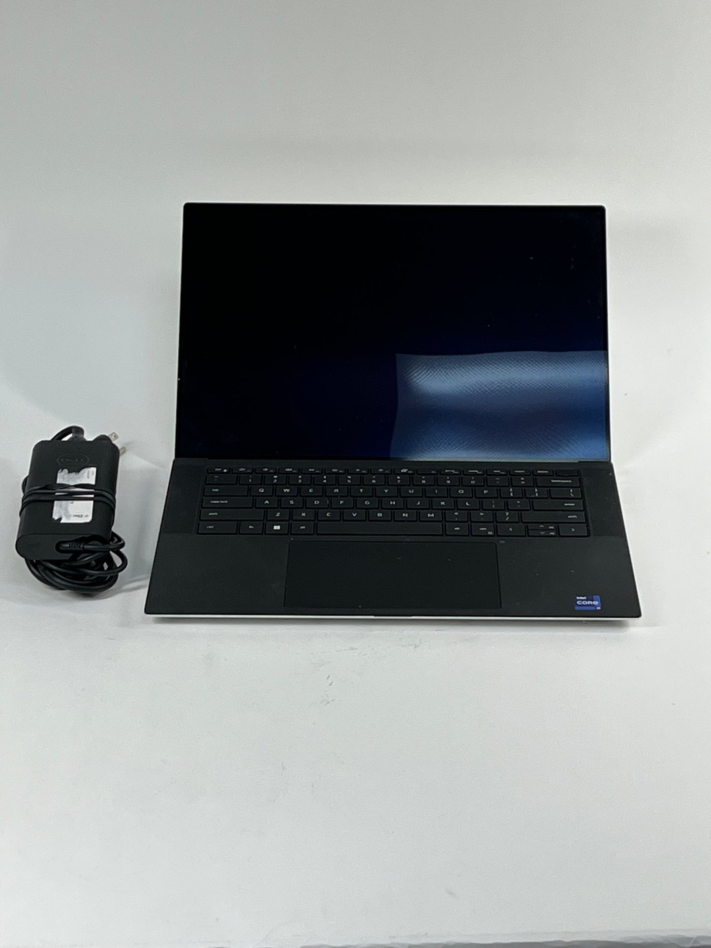 Dell Latitude 5420 15" i9-12900HK 2.5GHz 32GB RAM 1TB SSD GeForce RTX 3050 Ti