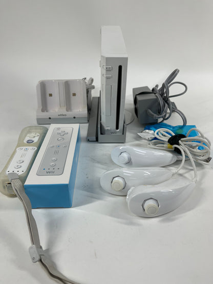 Nintendo Wii Video Game Console RVL-001 White